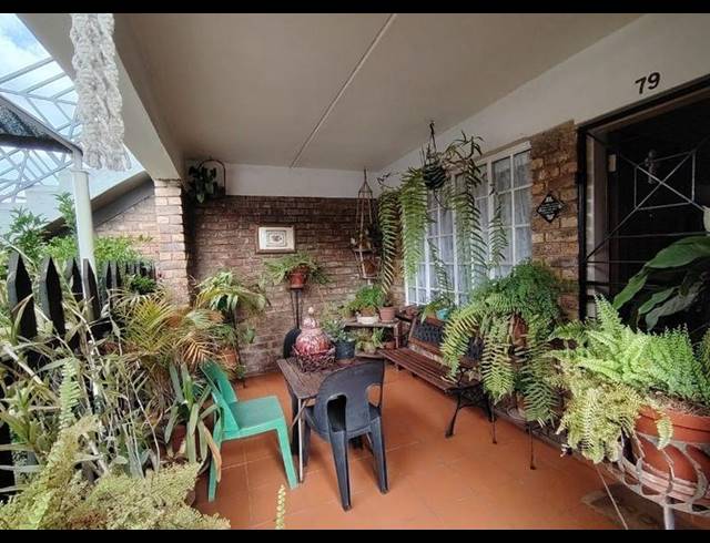 3 BEDROOM APARTMENT FOR SALE IN BEYERS PARK